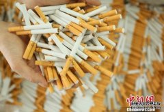 重庆警方破获特大制售假烟案　查获原料百余吨